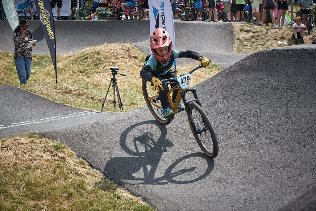 202506251-02 PM25 157@sebastiankopp | German Pumptrack Series - Realisiert mit Pictrs.com