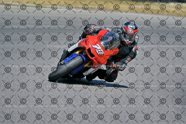 25bt04-0623 | markuskiefer.com - Realisiert mit Pictrs.com