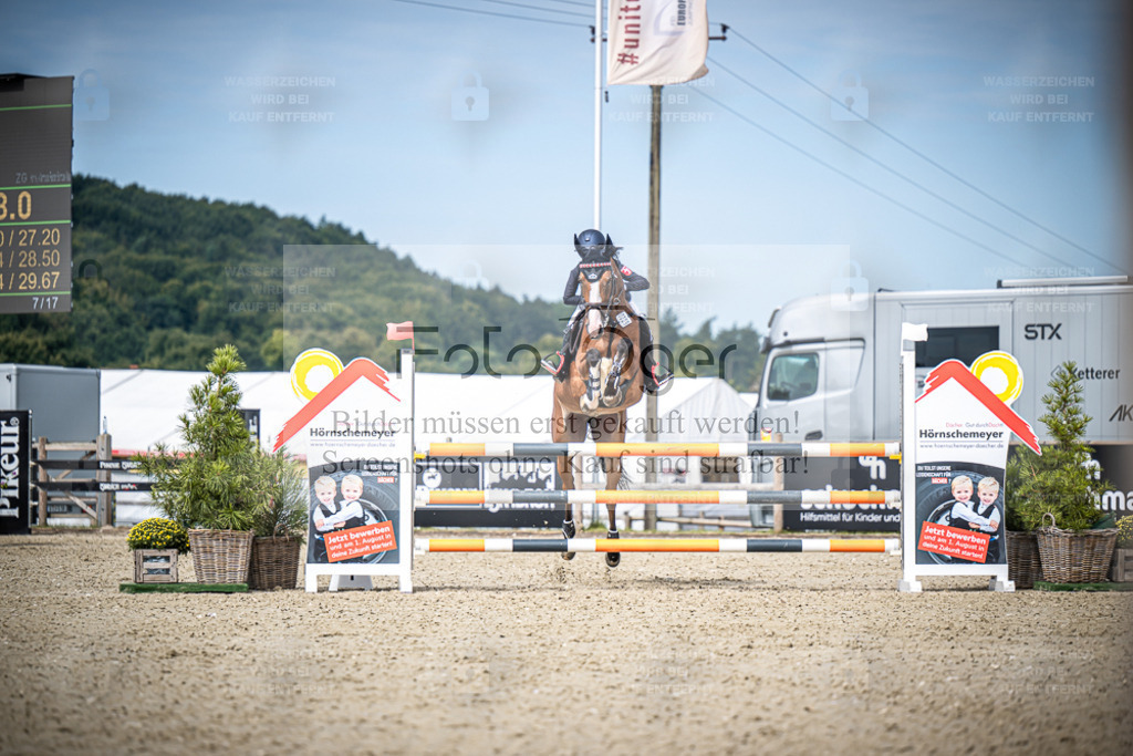 DOS_9305 | Entdecke hochwertige Reitturnierfotos von Foto Oger. Professionell, emotional und authentisch – jetzt Lieblingsmomente im Shop bestellen. - Realisiert mit Pictrs.com
