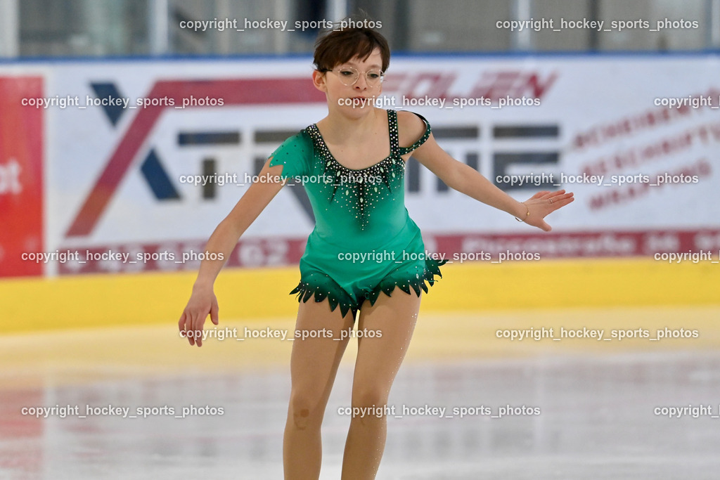 Ossiachersee Pirouette ESC Steindorf 31.3.2024 | Ossiachersee Pirouette ESC Steindorf 31.3.2024, Ossiachersee Pirouette ESC Steindorf am 31.03.2024 in Steindorf (Ossiachersee Halle), Austria, (Photo by Bernd Stefan)