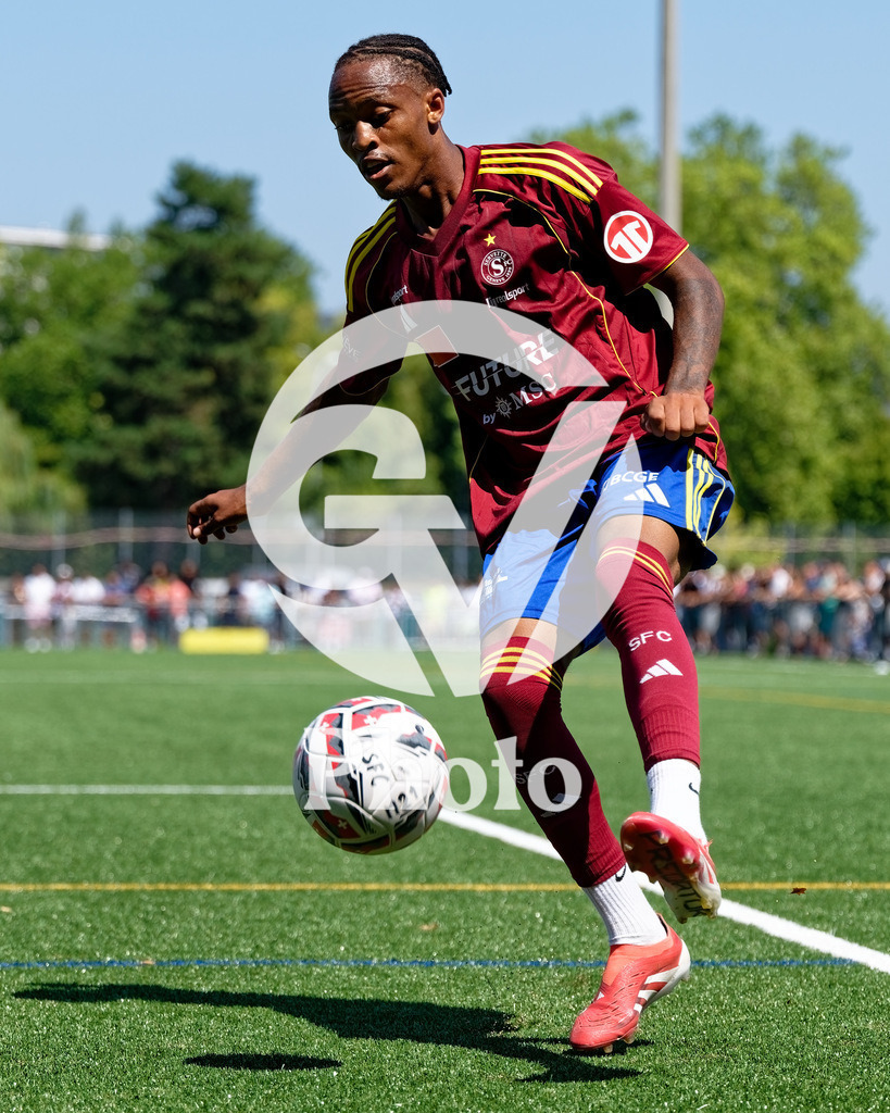 1ere Ligue Classic  - Servette FC M-21  | during the 1ere Ligue Classic  of Servette FC M-21 at Stade de Balexert in Genève, Switzerland