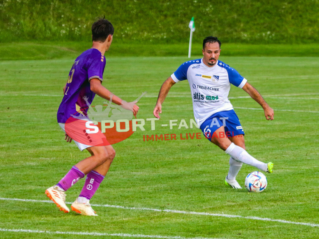 Austria Klagenfurt Amateure - SK Treibach 1-1, Kärntner Liga 2. Runde | Vahid Muharemovic (SK Treibach #15) Matteo Kitz (Austria Klagenfurt Amateure #15) Austria Klagenfurt Amateure - SK Treibach 1-1 am 08.08.2023 in Brückl
(Sportplatz), Austria, (Photo by Ernst Krawagner sport-fan.at) - Realisiert mit Pictrs.com
