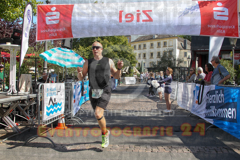 250824_1230_EV4_9251 | Sportfotografie im Rhein-Sieg Kreis, Köln, Bonn, NRW, Rheinland Pfalz, Hessen, etc. Unser Tätigkeitsfeld umfasst den Laufsport vom Volkslauf über den Marathon, Duathlon, Triathon bis zum Ultralauf wie Kölnpfad Ultra oder Schindertrail.