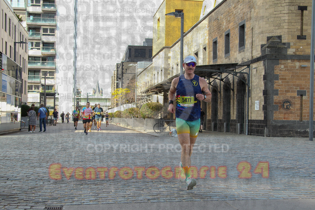 250920_1452_EV4_7340 | Sportfotografie im Rhein-Sieg Kreis, Köln, Bonn, NRW, Rheinland Pfalz, Hessen, etc. Unser Tätigkeitsfeld umfasst den Laufsport vom Volkslauf über den Marathon, Duathlon, Triathon bis zum Ultralauf wie Kölnpfad Ultra oder Schindertrail.