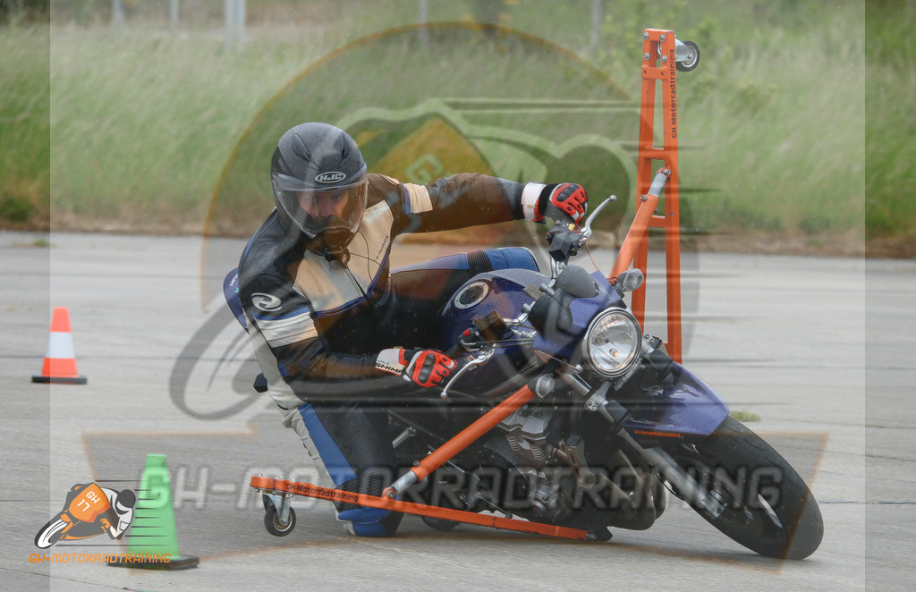 IMG_0129 | gh-motorradtraining-foto.de - Realisiert mit Pictrs.com