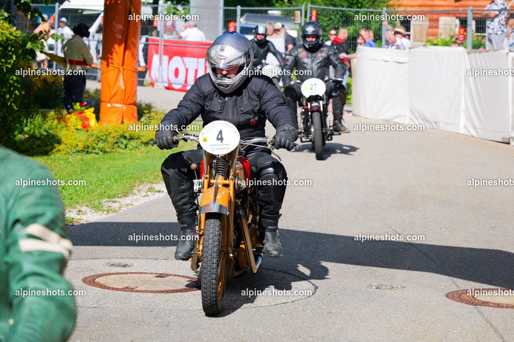 P1025901 | Erleben Sie atemberaubende, hochqualitative Fotos Ihrer Fahrt entlang der malerischen Alpenstraßen. Besuchen Sie alpineshots.com, um professionelle Aufnahmen Ihrer unvergesslichen Reise zu finden und zu kaufen - Realisiert mit Pictrs.com