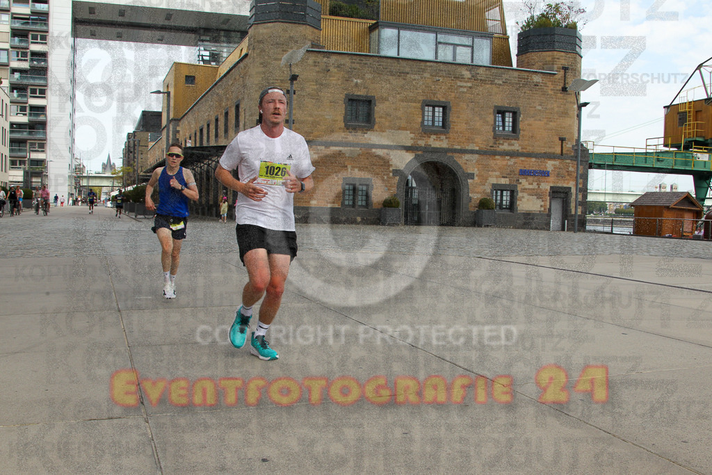 250920_1321_EV4_5287 | Sportfotografie im Rhein-Sieg Kreis, Köln, Bonn, NRW, Rheinland Pfalz, Hessen, etc. Unser Tätigkeitsfeld umfasst den Laufsport vom Volkslauf über den Marathon, Duathlon, Triathon bis zum Ultralauf wie Kölnpfad Ultra oder Schindertrail.
