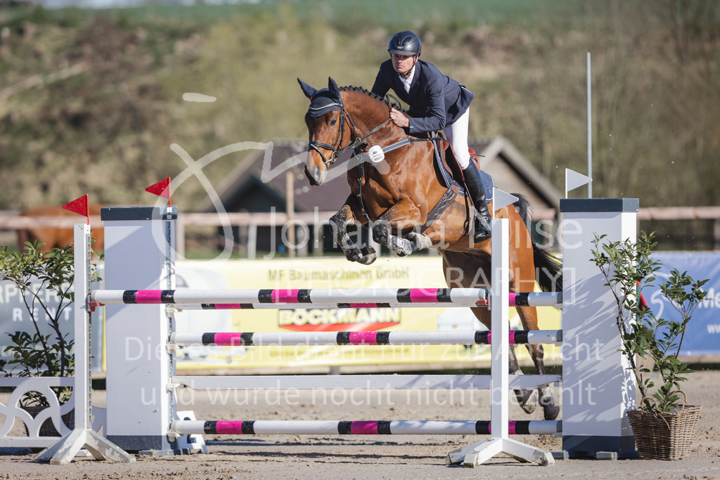 220416_5_M-Stil-518 | Frühlingsfest der Pferde
Herford
16.April 2022
Stilspringprüfung Kl.M* geschlossen