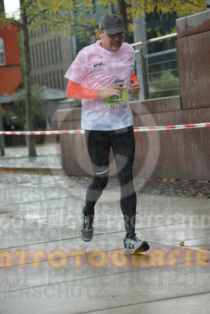 220917_1514_EX1_5134 | Sportfotografie im Rhein-Sieg Kreis, Köln, Bonn, NRW, Rheinland Pfalz, Hessen, etc. Unser Tätigkeitsfeld umfasst den Laufsport vom Volkslauf über den Marathon, Duathlon, Triathon bis zum Ultralauf wie Kölnpfad Ultra oder Schindertrail.