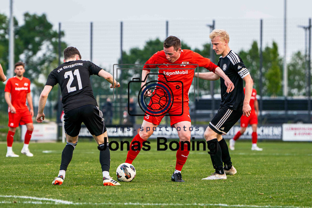 Fußball I Herren I Saison 2025-2026 I Bezirksliga Weser-Ems 4 I 19. Spieltag I VfL Oythe - SW Osterfeine I 07322 | jns.sportfotos - Realisiert mit Pictrs.com