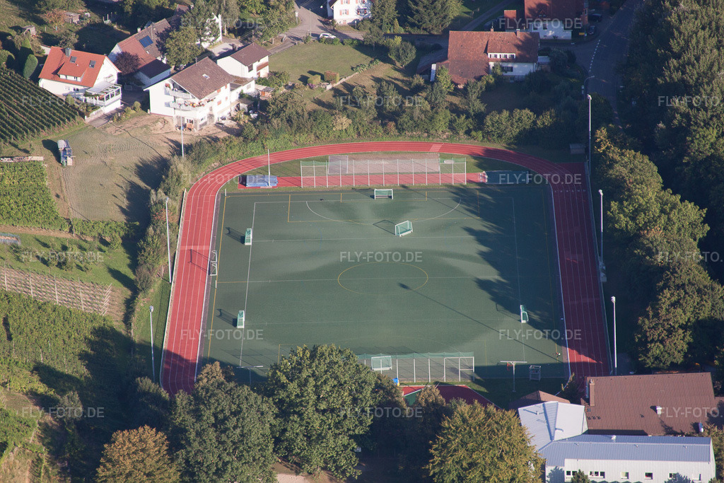 Luftbild: Ensemble der Sportplatzanlagen der Südbadischen Sportschule im Ortsteil Steinbach in Baden-Baden im Bundesland Baden-Württemberg in Deutschland. Foto: IMG_53045.jpg vom 08.09.2012 durch Werner Riehm/FLY-FOTO.de