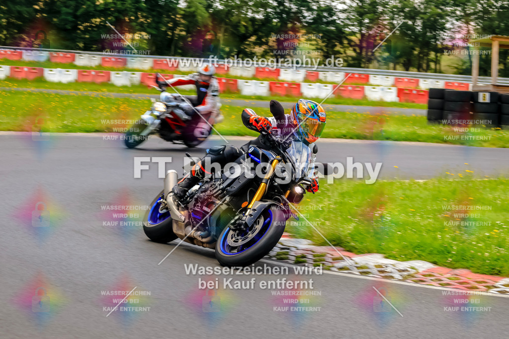 VBK-7954 | Hier findet Ihr Bilder von Touristenfahrten auf der Nürburgring Nordschleife oder von anderen Veranstaltungen die ich besucht habe. Viel Spass beim Durch Schauen 