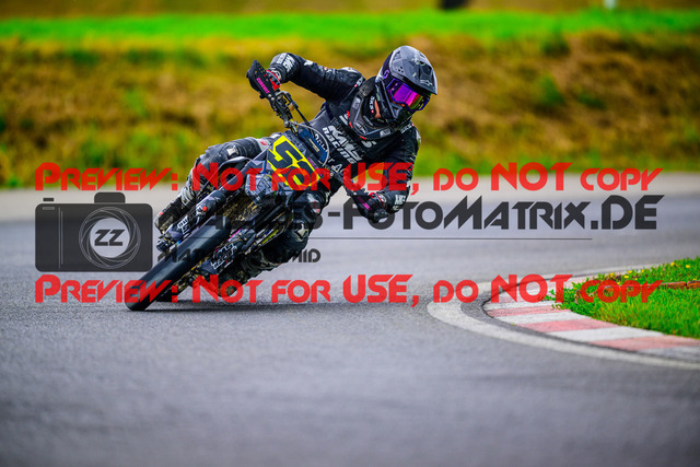 MaZZes_FotoMatrix_240609_6007705_8573 | SWISS S1