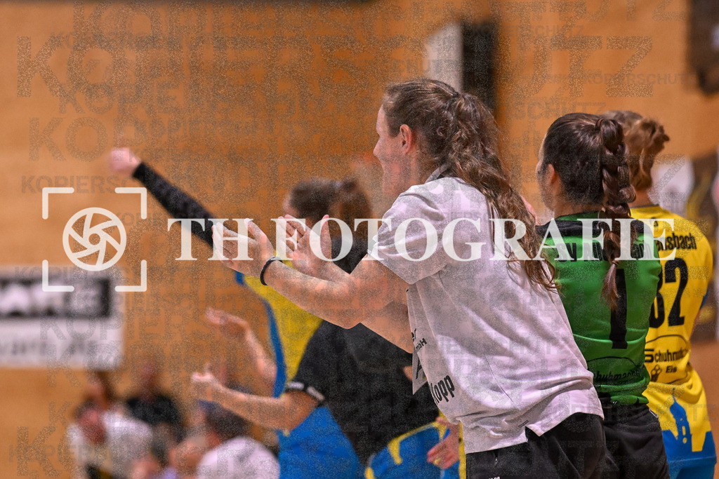 GER, SG Maulburg/Steinen - SV Allensbach 2, Frauen-Handball, Oberliga Suedbaden, 1. Spieltag, Saison 2024/2025, 28.09.2024 | Team SVA beim Jubel.GER, SG Maulburg/Steinen - SV Allensbach 2, Frauen-Handball, Oberliga Suedbaden, 1. Spieltag, Saison 2024/2025, 28.09.2024Foto: TH Fotografie/Thomas Hess