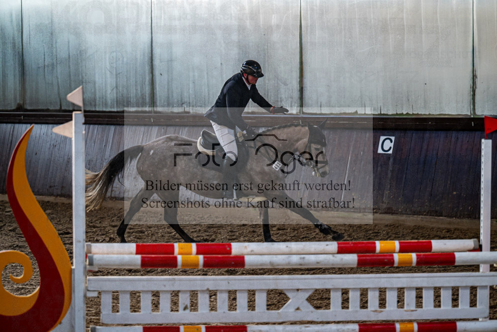20240308-DOS_2724 | Entdecke hochwertige Reitturnierfotos von Foto Oger. Professionell, emotional und authentisch – jetzt Lieblingsmomente im Shop bestellen.Deutschlandweite Turnierfotografie. - Realisiert mit Pictrs.com