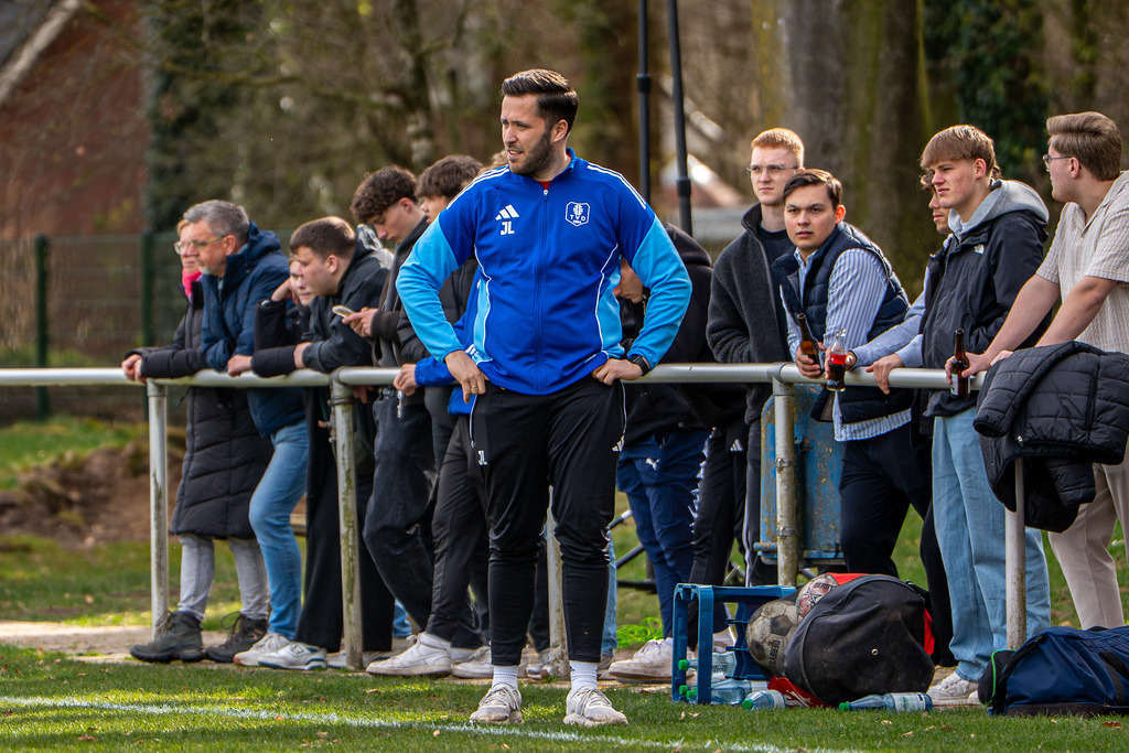 Fußball I Herren I Saison 2025-2026 I Halbfinale Kreispokal VEC I  BW Langförden - TV Dinklage II I 19104 | jns.sportfotos - Realisiert mit Pictrs.com