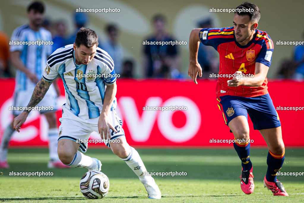 FOOTBALL : Argentine vs Espagne – Finale de la Coupe du Monde FIFA 2026. New York New Jersey Stadium, East Rutherford, New Jersey, États-Unis. 19/07/2026. | Lionel Messi #10 (Argentine) et Eric García #4 (Spain)