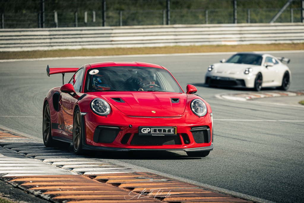 R6AT0571 _Alexander Tschuncky | Entdecken Sie die faszinierende Welt von Alexander Tschuncky Arts: Kreative Fotografie, atemberaubende Automobilkunst und hochwertiger Bilderdruck. Lassen Sie sich inspirieren! - Realisiert mit Pictrs.com