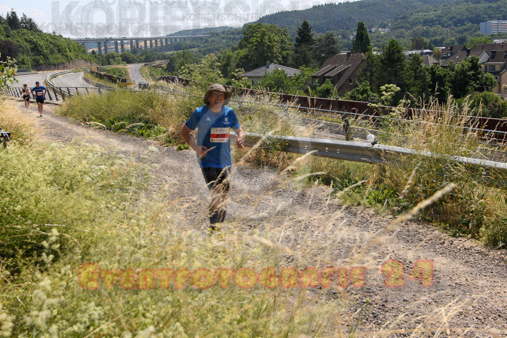 230617_1240_EV8_8915 | Sportfotografie im Rhein-Sieg Kreis, Köln, Bonn, NRW, Rheinland Pfalz, Hessen, etc. Unser Tätigkeitsfeld umfasst den Laufsport vom Volkslauf über den Marathon, Duathlon, Triathon bis zum Ultralauf wie Kölnpfad Ultra oder Schindertrail.