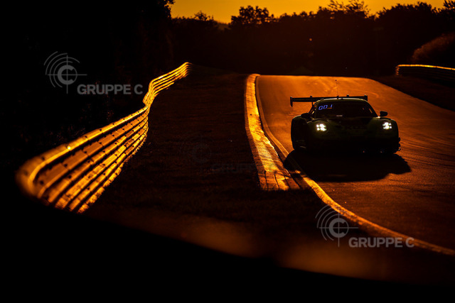24hNbr25_062206025220001JS_TU | 53. ADAC RAVENOL 24h Nürburgring 2025 - Foto: Gruppe C Photography - Realisiert mit Pictrs.com