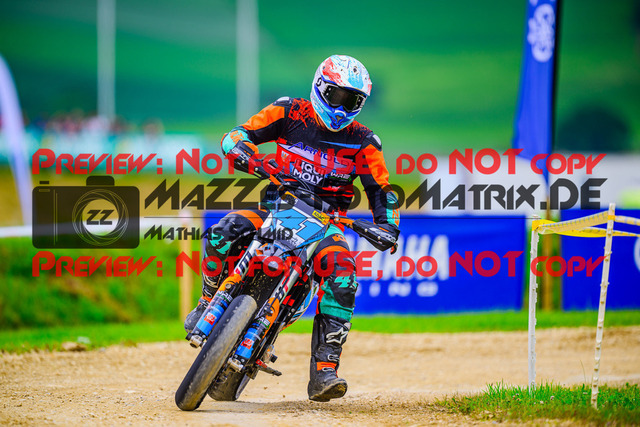 MaZZes_FotoMatrix_240609_6007705_6181 | YOUNGSTER