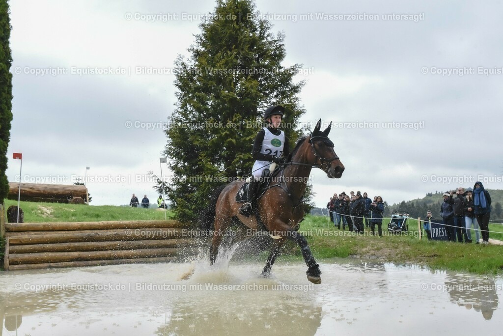 20230513_CCI2_Section2_Gelände_0198 | equistock