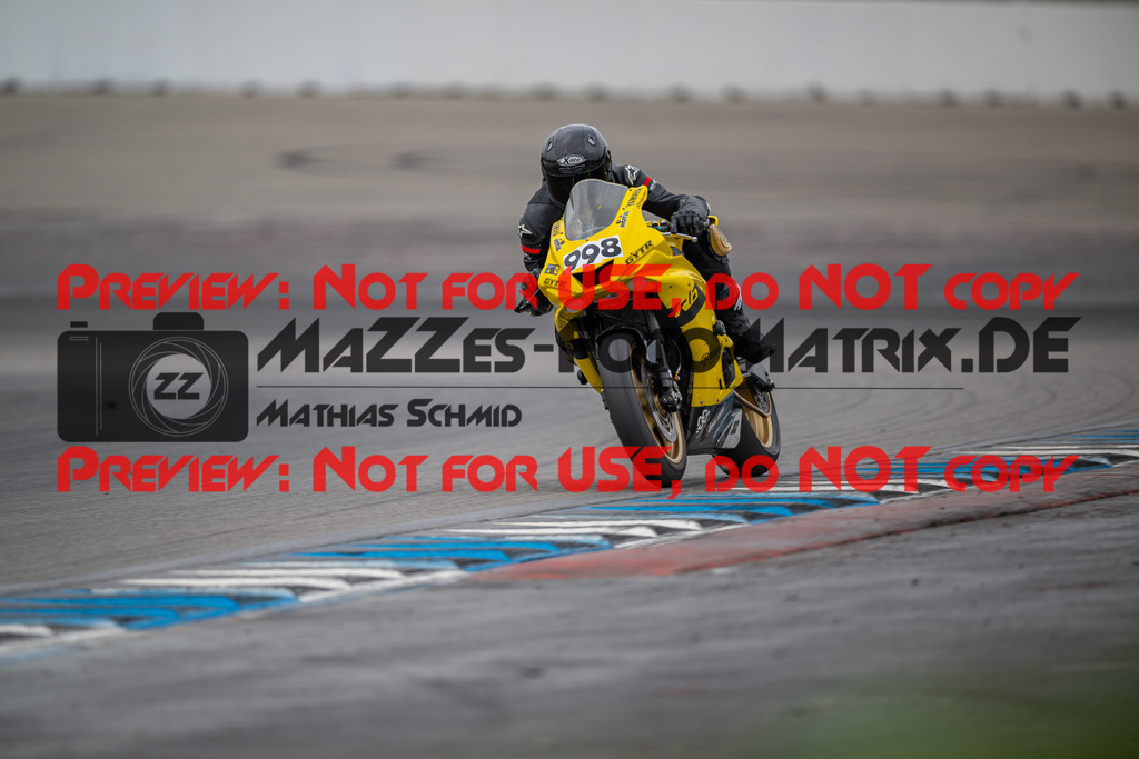 MaZZes-Fotomatrix-20260809-576299 | R1