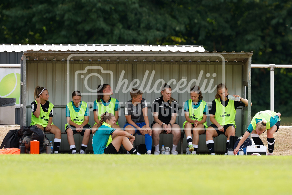 Fußball I Frauen I Westfalenpokal 26-27 I DJK GW Amelsbüren - SSV Rhade  I 18885 | realhellocedii - Realisiert mit Pictrs.com