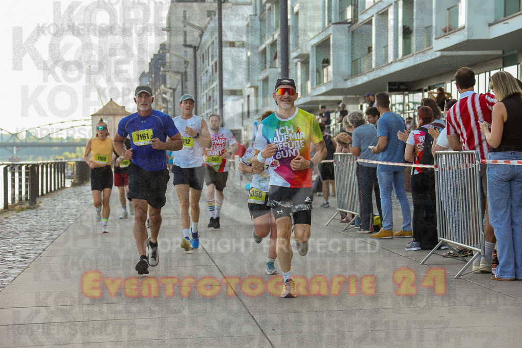 250920_1448_EX1_7610 | Sportfotografie im Rhein-Sieg Kreis, Köln, Bonn, NRW, Rheinland Pfalz, Hessen, etc. Unser Tätigkeitsfeld umfasst den Laufsport vom Volkslauf über den Marathon, Duathlon, Triathon bis zum Ultralauf wie Kölnpfad Ultra oder Schindertrail.