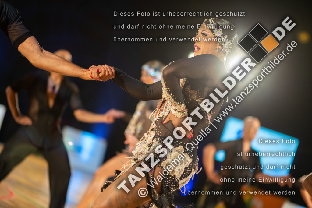 20260321-11586 | Hier finden Sie Tanz Bilder vom Latein und Standard Formationen tanzen. Sportbilder vom Tanzsport. Schöne Fotos und von Weltmeisterschaft, Europameisterschaft, Bundesliga, Regionalliga, Oberliga und Landesliga sowie von GOC Stuttgart, DanceComp, WM Bremen