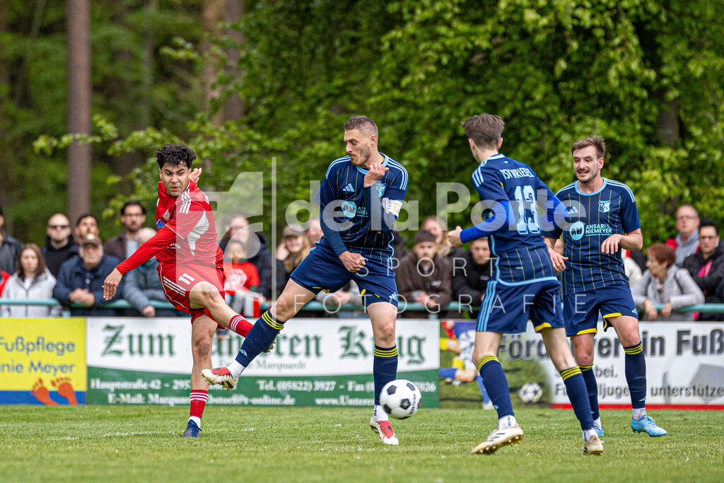 Sperber Veerßen - Tunc_ Firat (gegen Christian Bahr) vs Wriedel (KP-Finale) 130526 dlP | immodelaporte-sportfotos - Realisiert mit Pictrs.com
