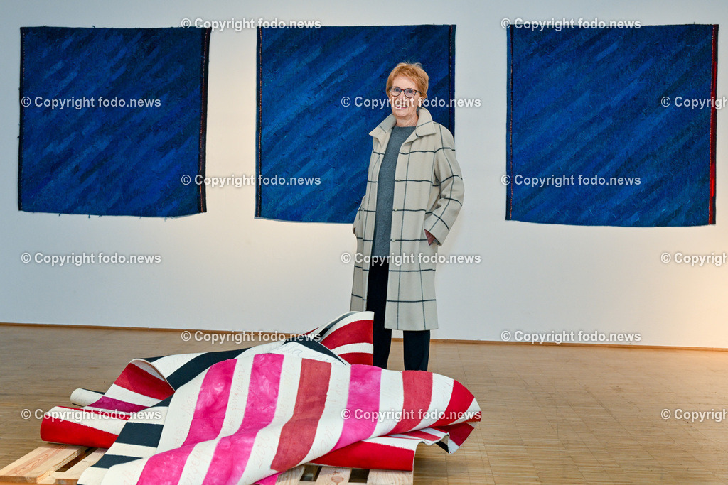 Linz_ Kunstuni_ Splace_ Marga Paersson_ 07.11.2023-2 | 07.11.2023, Linz, AUT, Kunstuniversitaet Linz, Splace, im Bild Ausstellung Marga Paersson (Kuenstlerin), Bildgewebe