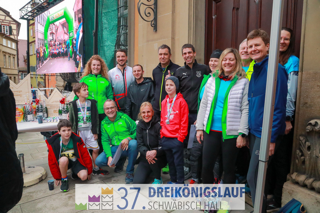 AOK JuniorCup 400m | 3Koenigslauf 2023 - Realisiert mit Pictrs.com