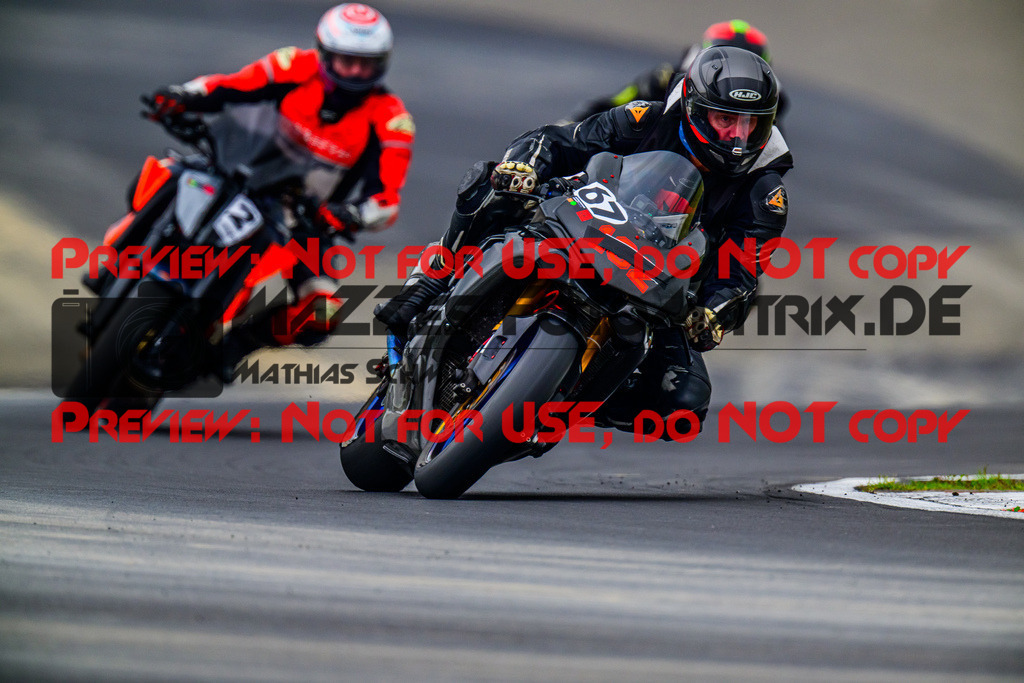 MaZZes_FotoMatrix_240910_6007705_1100 | ROT