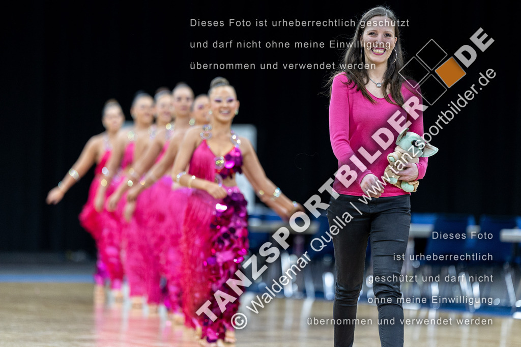 20240310-00051 | Hier finden Sie Tanz Bilder vom Latein und Standard Formationen tanzen. Sportbilder vom Tanzsport. Schöne Fotos und von Weltmeisterschaft, Europameisterschaft, Bundesliga, Regionalliga, Oberliga und Landesliga sowie von GOC Stuttgart, DanceComp, WM Bremen