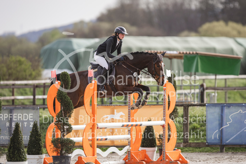 240330_Fruehlingsfest_Amateur-SprPf-A-202 | Deine schönsten Turniermomente als professionelle Fotos! Entdecke hochwertige Pferdesport-Fotografie im Online-Shop. Jetzt Fotos finden & bestellen!