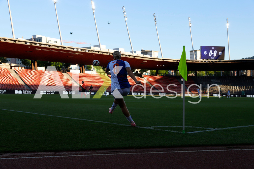 GC Zürich vs FC Zürich - AXA Women’s Super League Playoffs - Stadion Letzigrund | ELLA LJUŠTINA of Grasshopper Club Zürich during the AXA Women’s Super League Playoffs quarter-final second leg between GC Zürich and FC Zürich at Stadion Letzigrund, Zurich, Switzerland. - Realisiert mit Pictrs.com