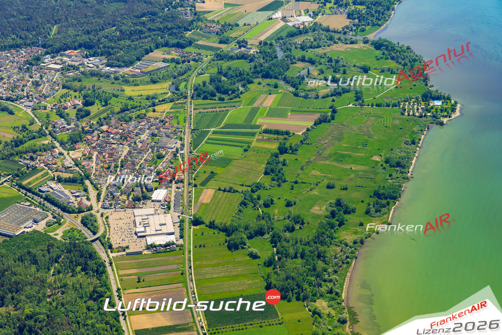 Das Luftbild zeigt :  Eriskirch - Die Luftaufnahme wurde 2024 vom UL-Flugzeug aus erstellt ( keine Drohne ) - Hochauflösende Luftaufnahme - Für grossformatige Ausdrucke geeignet. Die Geschenkidee !Mit Lizenz und Bildrechte bestellbar