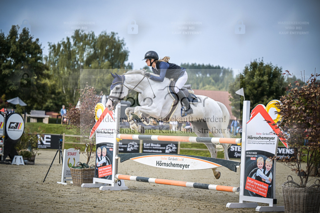 DOS_0169 | Entdecke hochwertige Reitturnierfotos von Foto Oger. Professionell, emotional und authentisch – jetzt Lieblingsmomente im Shop bestellen. - Realisiert mit Pictrs.com