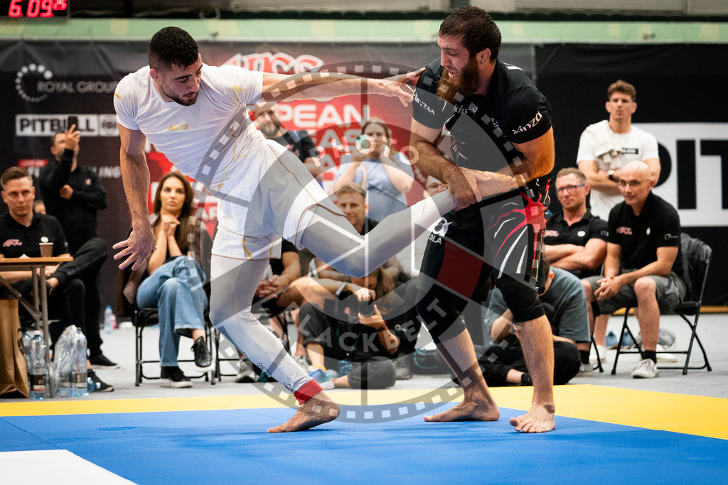 20250906PBB4704 | Photoblackbelt is martial arts photography and more. 
Reportage, sport, action.