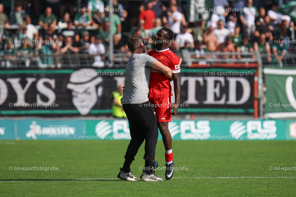 Fußball I Herren I Saison 2025/2026 I Regionalliga Nord I 10. Spieltag I VfB Lübeck - FSV Schöningen | ml-sportfotografie - Realisiert mit Pictrs.com