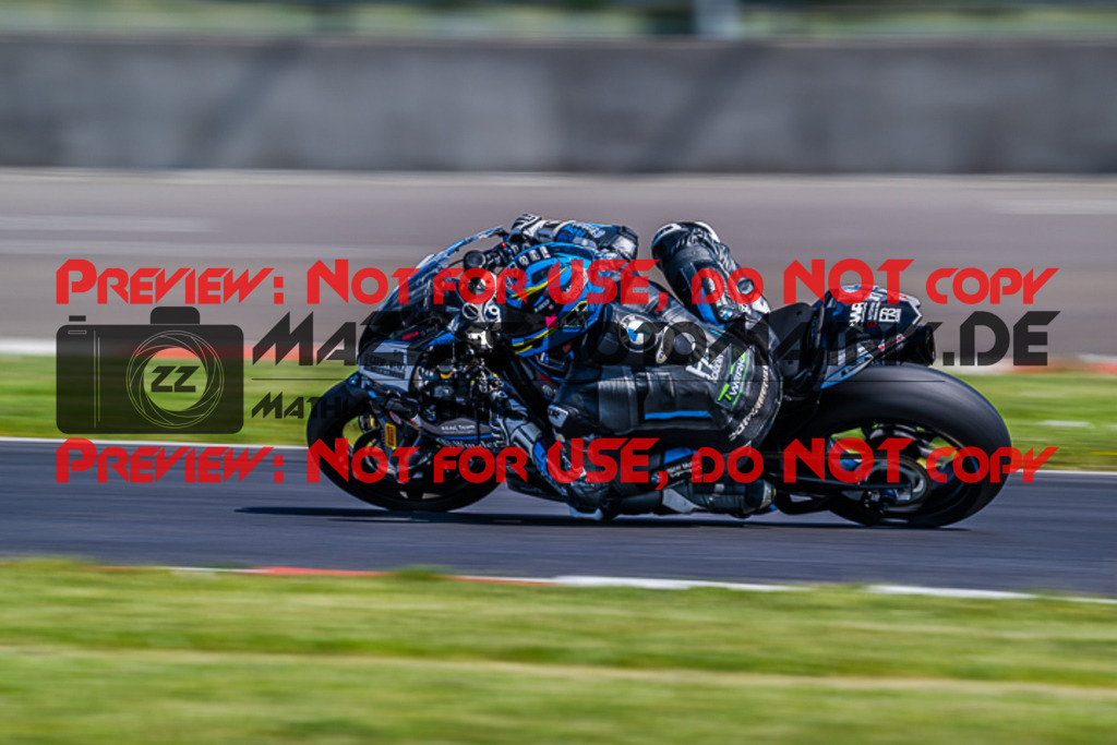 MaZZes_FotoMatrix_220507_97684 | Fotograf Mathias Schmid
Sportfotograf,
Eventfotograf,
Hochzeitsfotograf,
Portraitfotograf