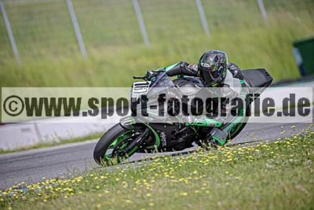 pube9060 | Professionelle Fotos von Sportveranstaltungen, aber auch Hochzeiten und anderen Events. - Realisiert mit Pictrs.com