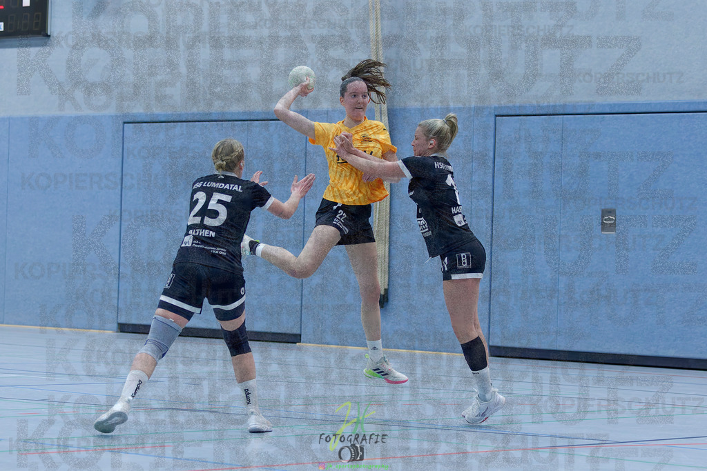 Handball Frauen Oberliga Mitte, HSG Eibelshausen/Ewersbach - HSG Lumdatal | Handball Frauen Oberliga Mitte, HSG Eibelshausen/Ewersbach - HSG Lumdatal am 21.02.2026 in Dietzhölztal-Steinbrücken (Sporthalle am Hammerweiher)Photo © 2026 - Jörg Heinrich - Realisiert mit Pictrs.com
