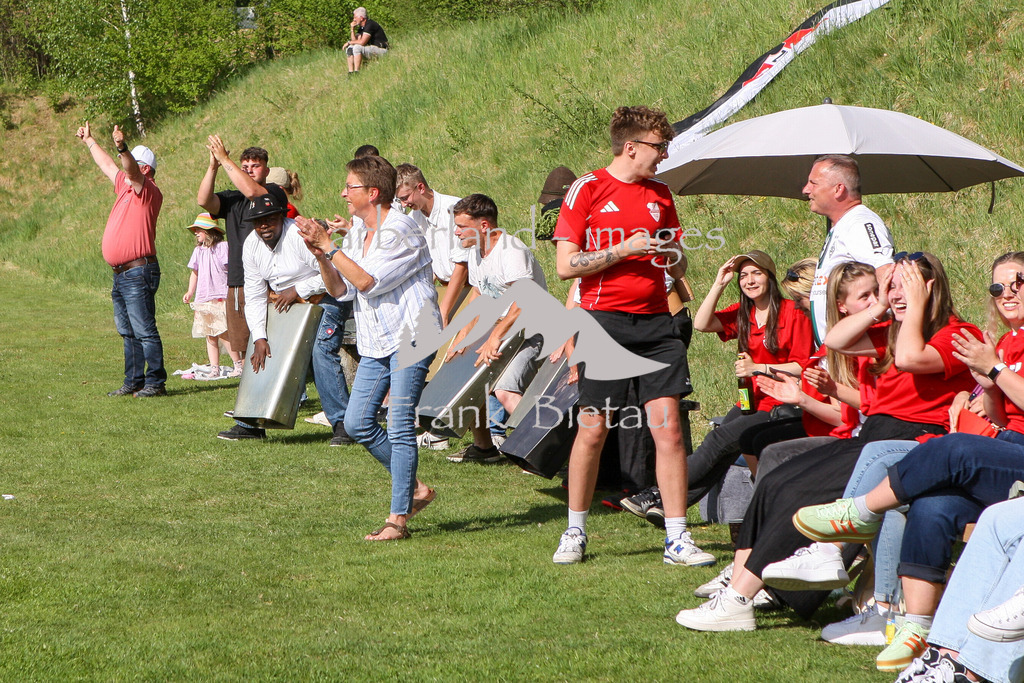 993T0816 | Medien- Sport- Entertainmentfotos