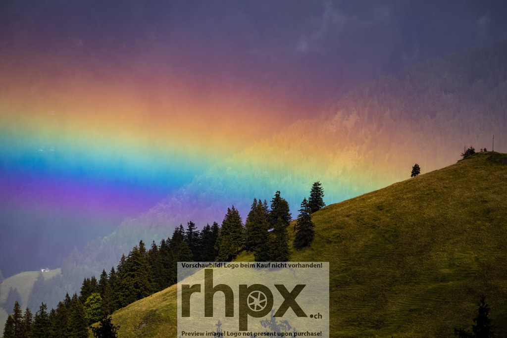 Regenbogen | Stimmungsvolle Fotokunst aus Luzern. Erlebe den Pilatus, den See und die Stadt Luzern in exklusiven Aufnahmen in der Fotogalerie & Shop. - Realisiert mit Pictrs.com