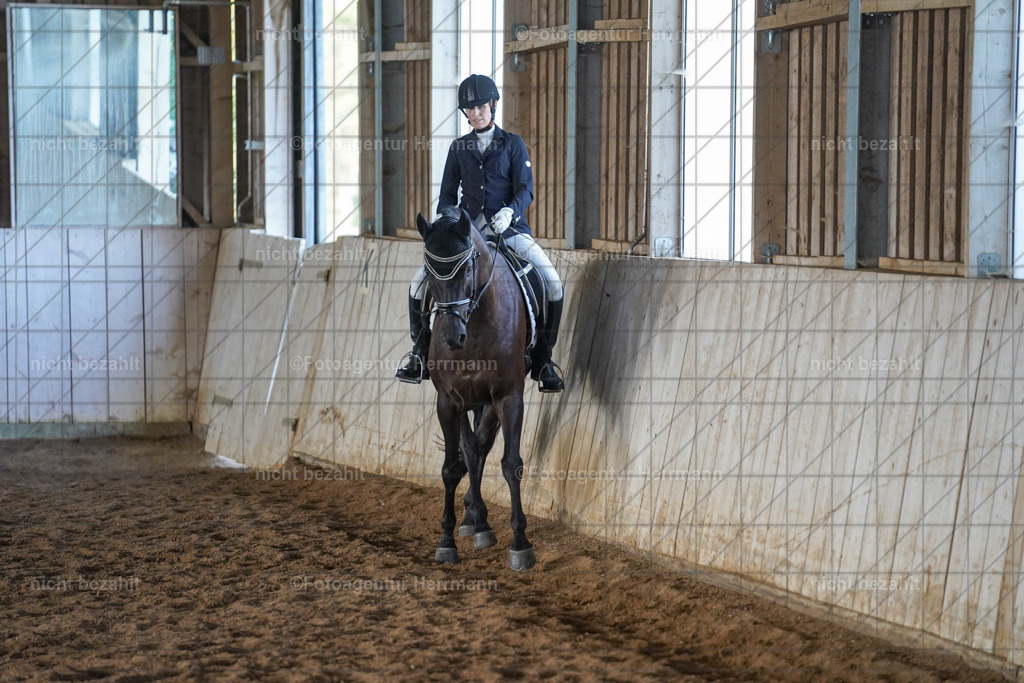 20230917-FAH09944 | Landsberg am Lech, 2023, Kaufbeuren, Kempten, Allgäu, Turnierfotografen Bayern, Fotoagentur Herrmann, Turnierbilder, Reitsport Fotos, Pferdefotograf, Augsburg, Bad Tölz, Dachau, Karlsfeld, Memmingen, Buchloe, Schwabmünchen