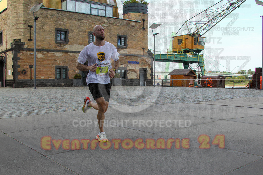 250920_1510_EV4_8204 | Sportfotografie im Rhein-Sieg Kreis, Köln, Bonn, NRW, Rheinland Pfalz, Hessen, etc. Unser Tätigkeitsfeld umfasst den Laufsport vom Volkslauf über den Marathon, Duathlon, Triathon bis zum Ultralauf wie Kölnpfad Ultra oder Schindertrail.