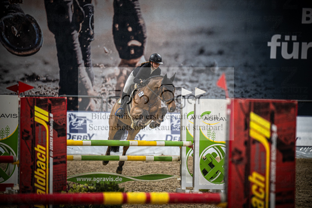 DOS_2503 | Entdecke hochwertige Reitturnierfotos von Foto Oger. Professionell, emotional und authentisch – jetzt Lieblingsmomente im Shop bestellen.Deutschlandweite Turnierfotografie. - Realisiert mit Pictrs.com