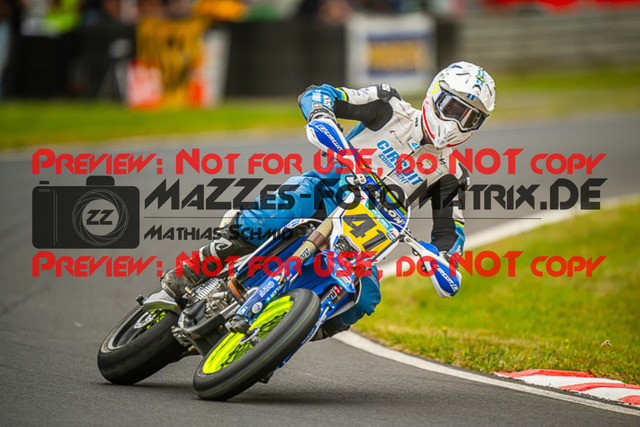 MaZZes_FotoMatrix_230702_9831 | S1